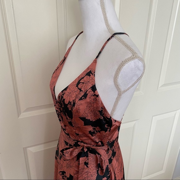 L’Atiste Maxi Dress - Picture 9 of 17